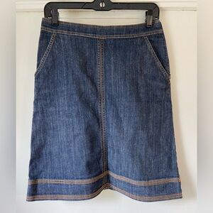 EUC Boden denim skirt with top-stitching